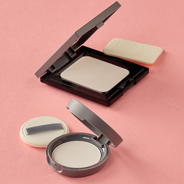 Chacott COSMETICS（チャコット・コスメティクス）「Chacott COSMETICS コンプレクションクリエイター 001クリアミニ限定品7.5g」|フェイスパウダー|