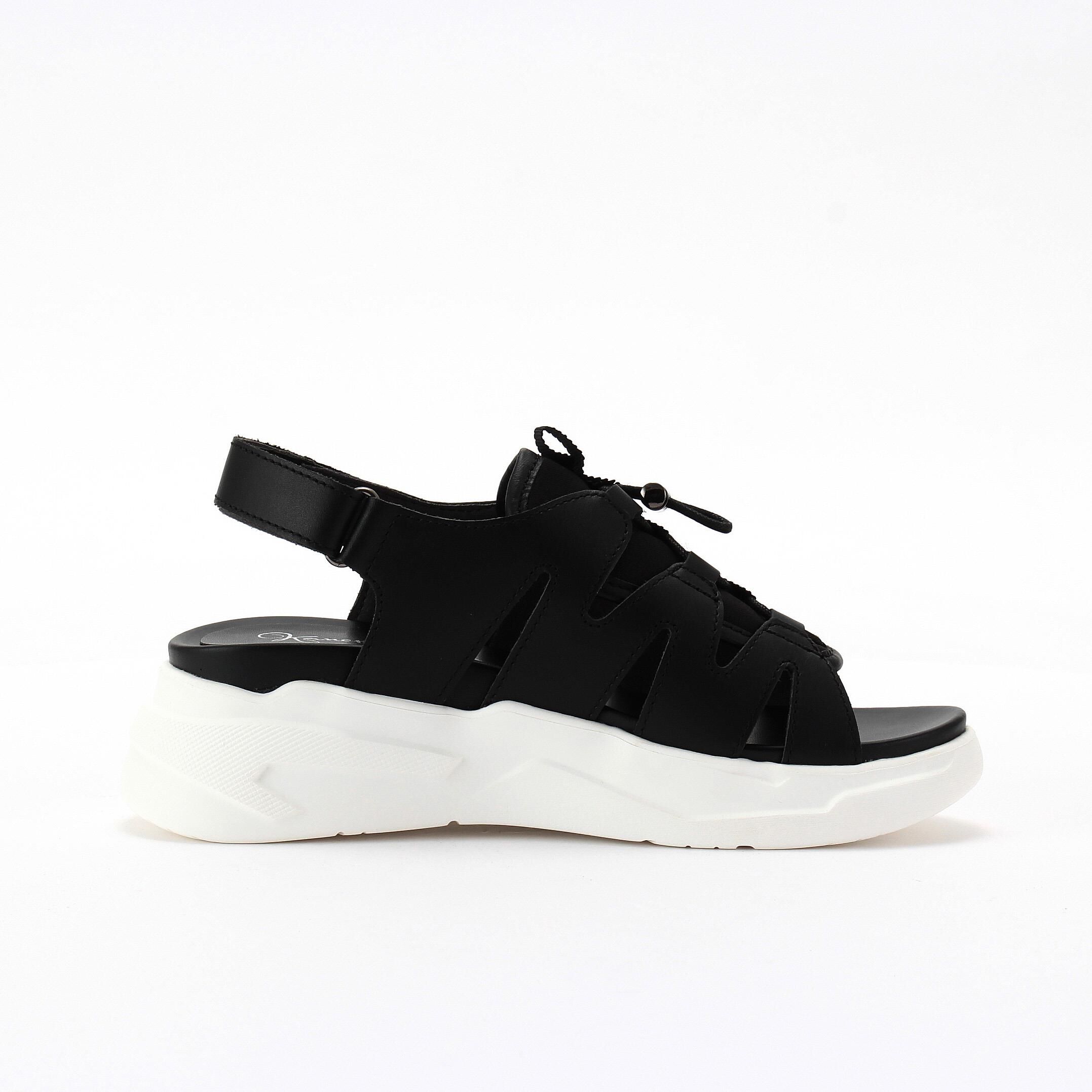 銀座かねまつ「【本革】厚底カバーサンダル」|サンダル|