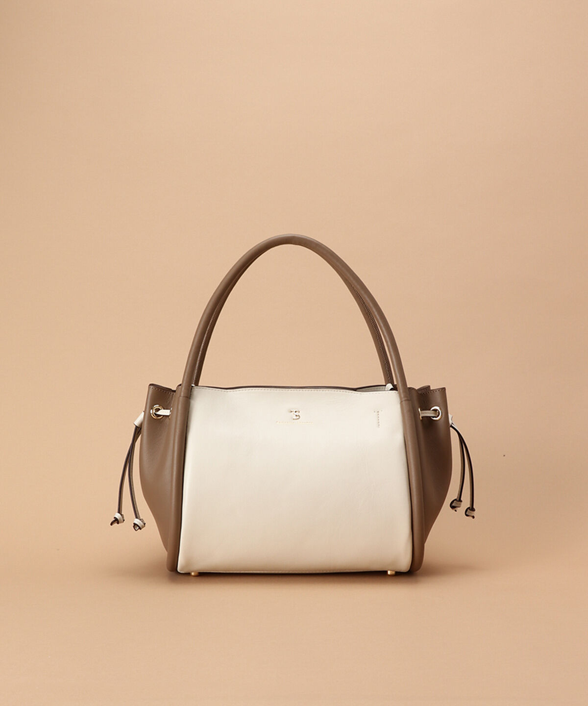 Samantha Thavasa「バイカラーサイド巾着 ハンドバッグ」|ハンドバッグ|