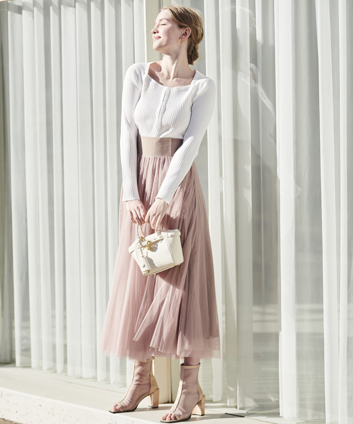 アンドクチュール「フロントホックビスチェライクプルオーバー」|ニット・セーター|