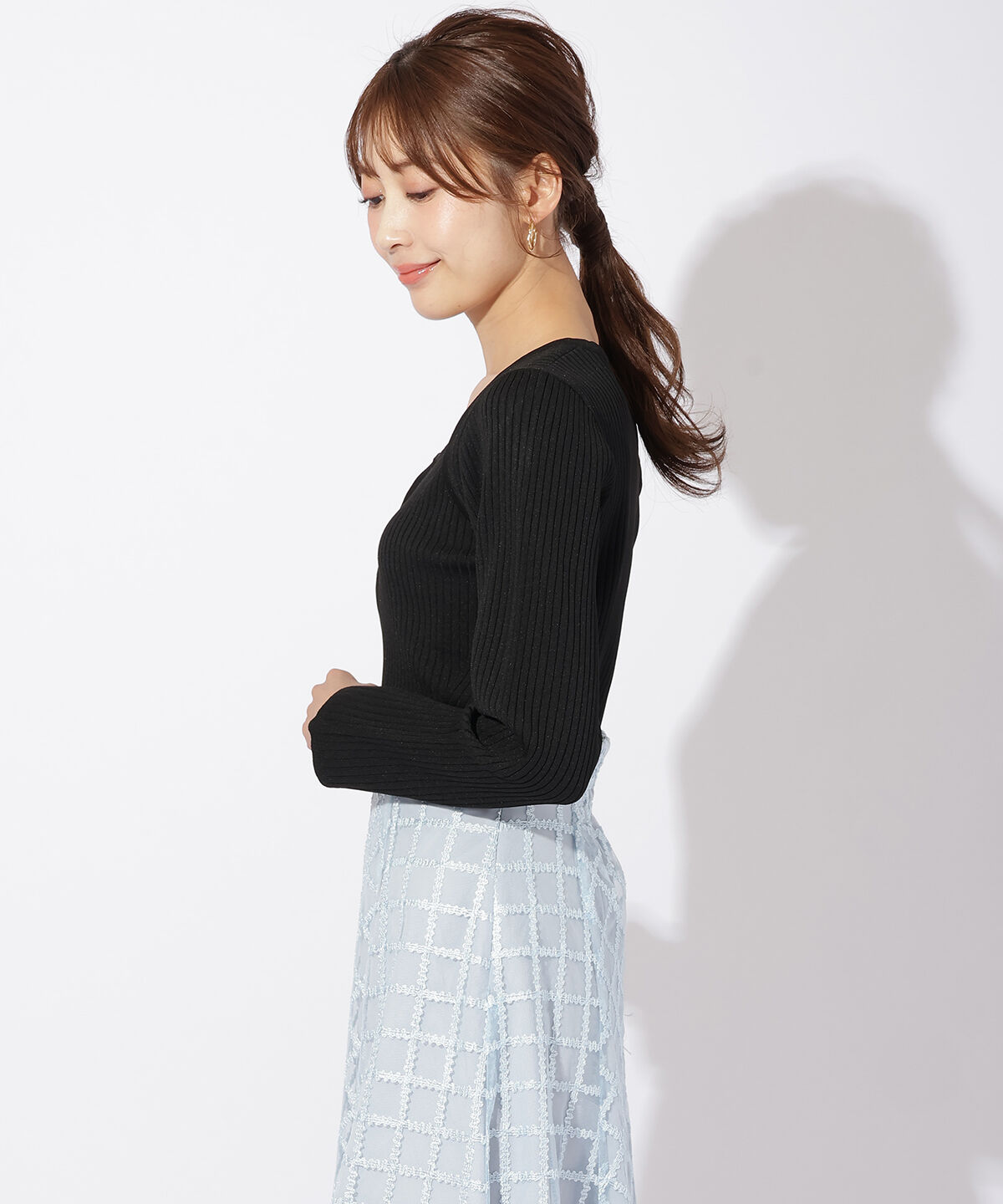 アンドクチュール「フロントホックビスチェライクプルオーバー」|ニット・セーター|