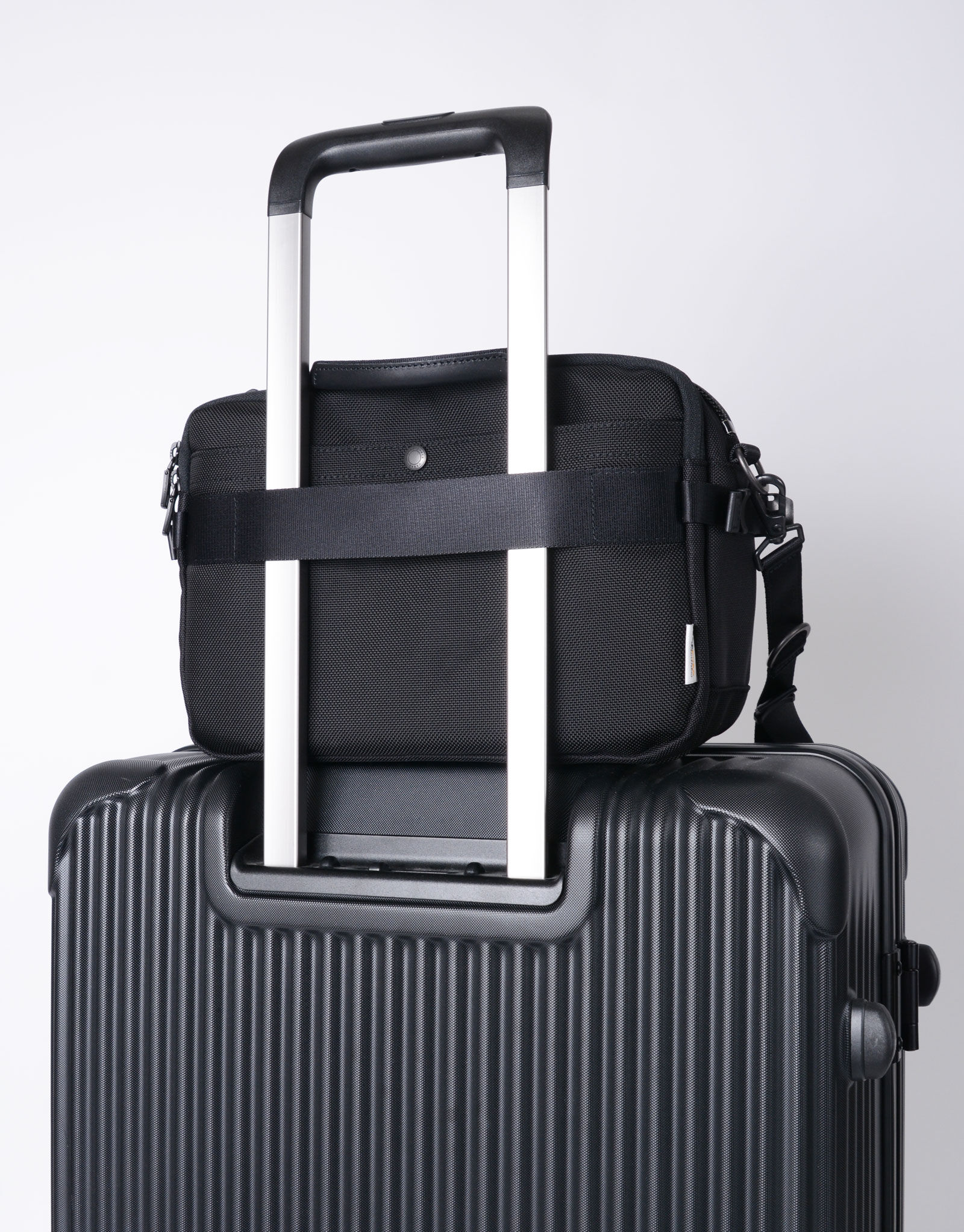 master-piece「Grave ショルダーバッグ」|ショルダー・メッセンジャー|