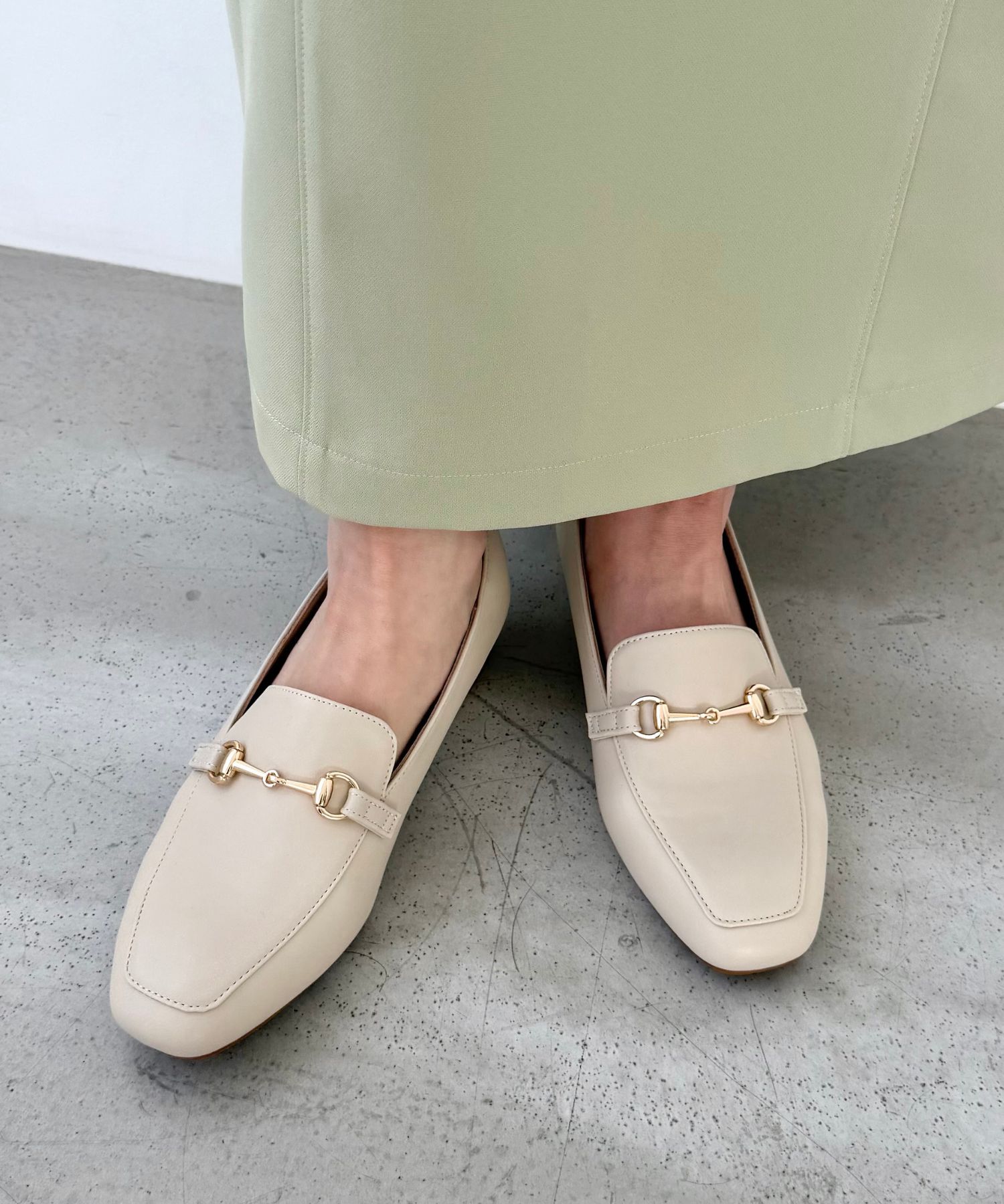 ORiental TRaffic「【跳べるパンプス/シリーズ累計１５０万足突破】スクエアトゥ ビット モチーフ  ローファー /R-3210」|パンプス|