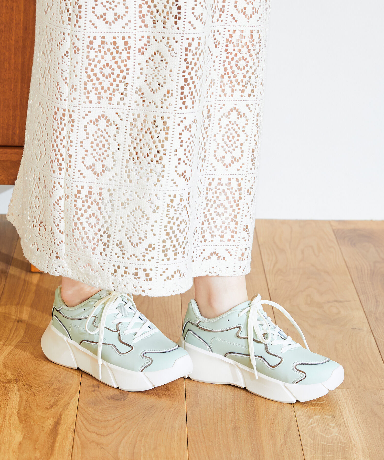 ORiental TRaffic「【トレンド】メタリックライン厚底スニーカー/OT3727」|スニーカー|