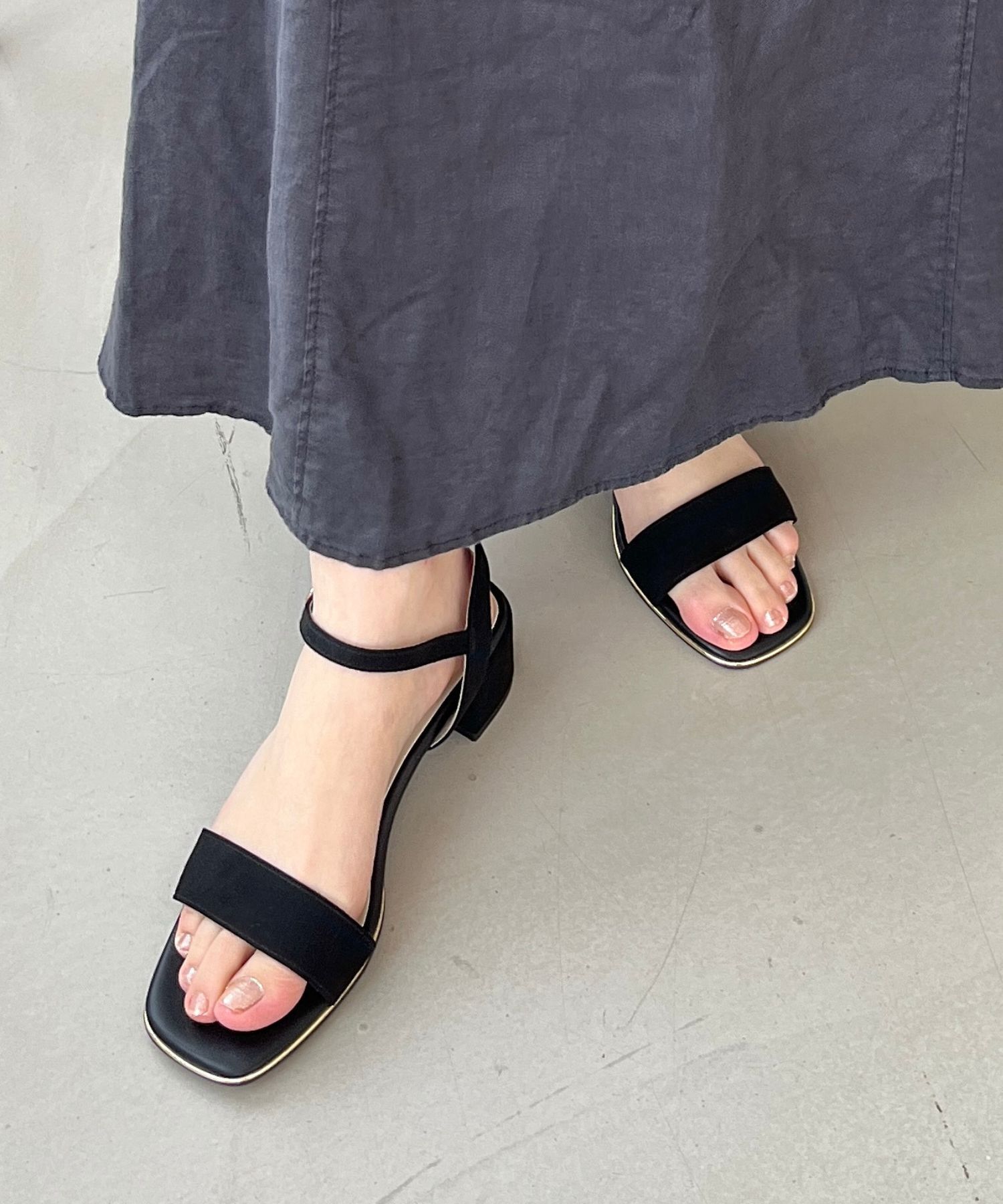 ORiental TRaffic「【アウトレット価格】メタリックライン ミドルヒール サンダル /31209 シンプル 」|サンダル|