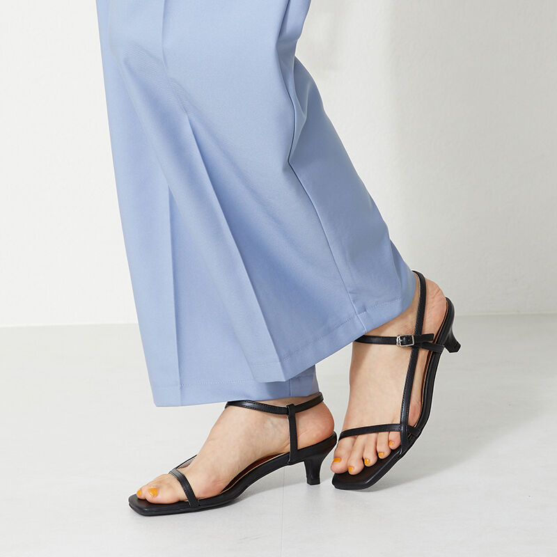 ORiental TRaffic「【トレンド】アシンメトリーナローストラップサンダル/31230 サンダル ヒール5.2cm」|サンダル|BLACK