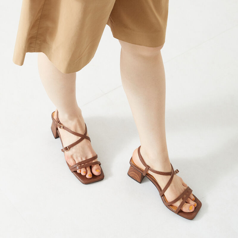 ORiental TRaffic「【アウトレット価格】スクエアトゥ型押しストラップサンダル/31227 サンダル カジュアル 人気 トレンド」|サンダル|