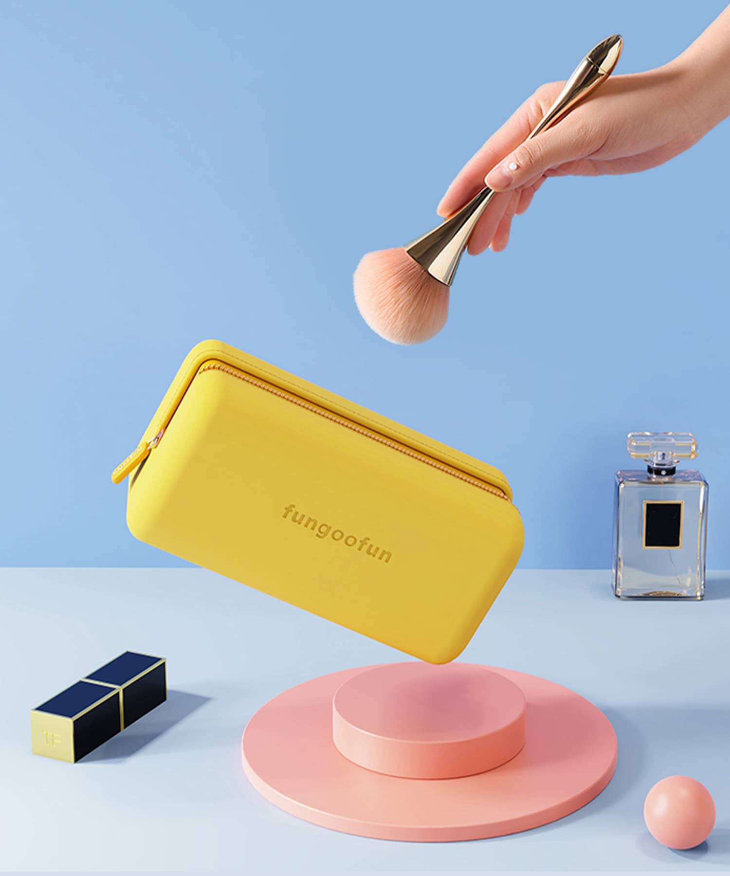 fungoofun「【WEB限定】EVA長方形マルチポーチ/G-0021 ポーチ 人気 トレンド 売れてる 軽量 柔らかい」|ハンドバッグ|YELLOW