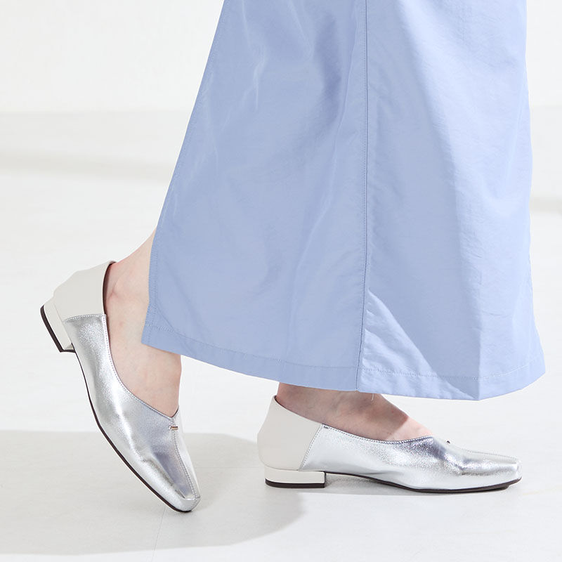 ORiental TRaffic「●2026春夏新作●ゴールドパーツVカットバブーシュ/61112」|パンプス|