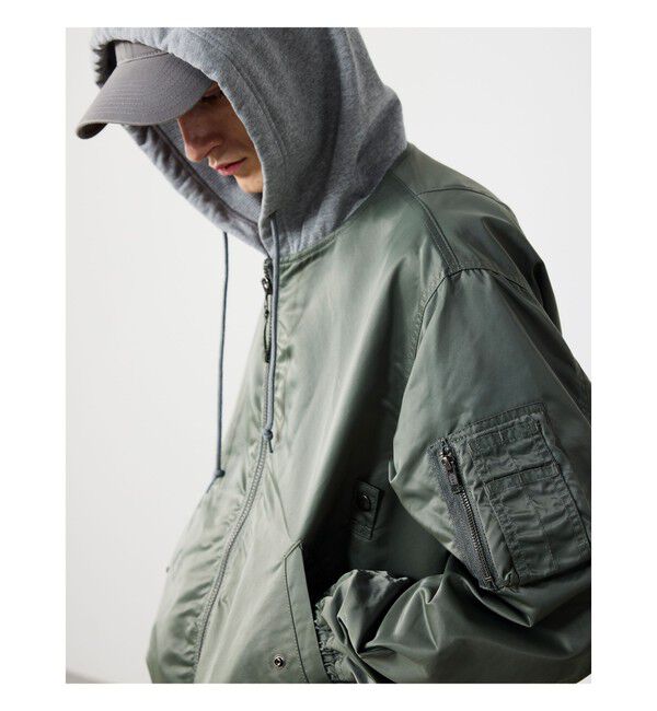 BEAMS「フェイクレイヤード フライトジャケット【ワイドショートフィット】」|ブルゾン・スタジャン|OLIVE