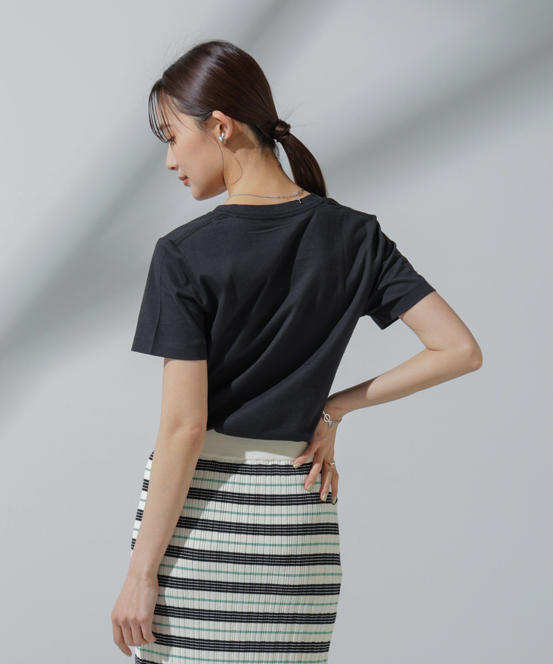 nano･universe「Anti Soaked(R) 汗染み防止 VネックTシャツ」|Tシャツ・カットソー|