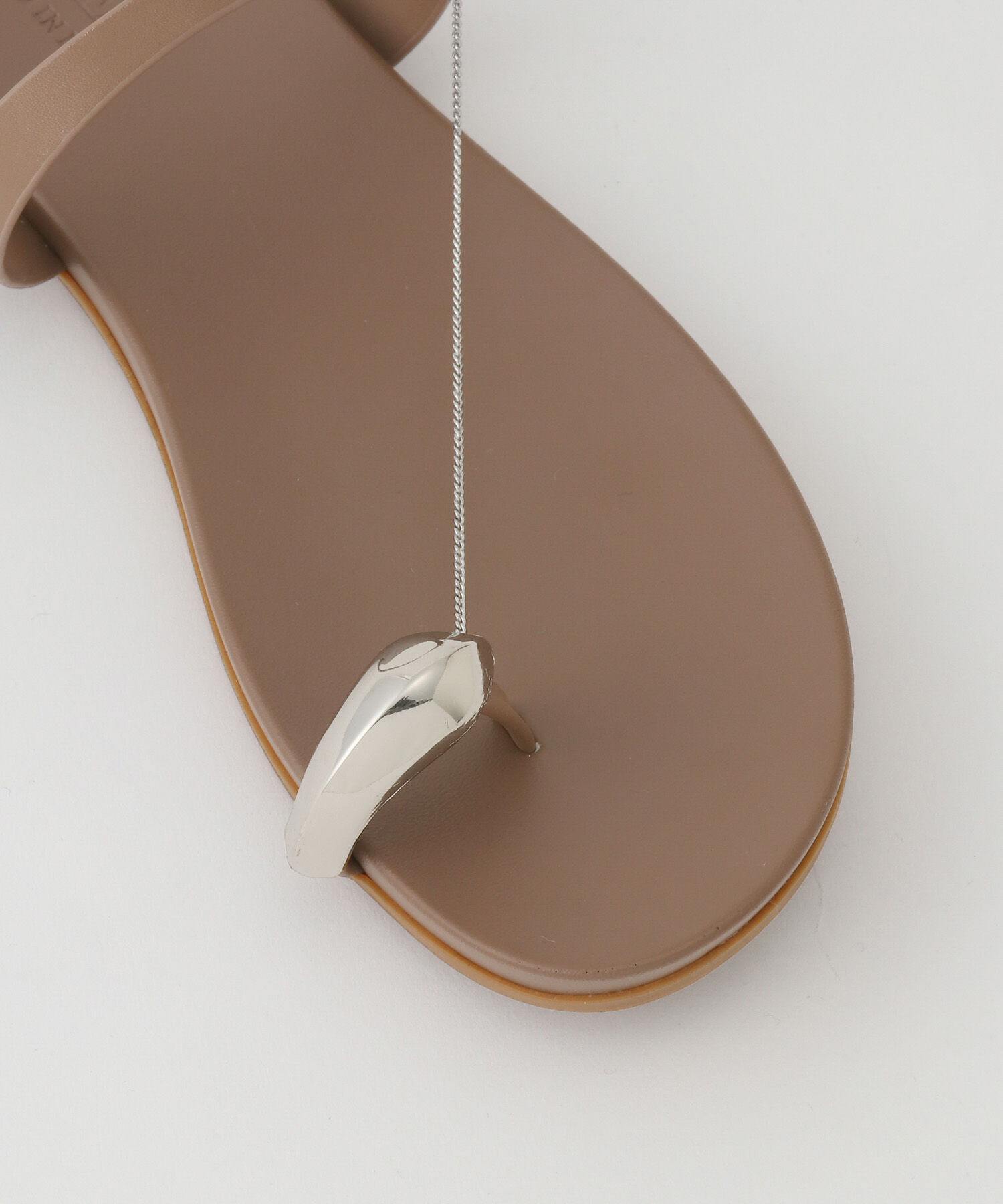 ROPE「メタルトゥリングサンダル」|サンダル|