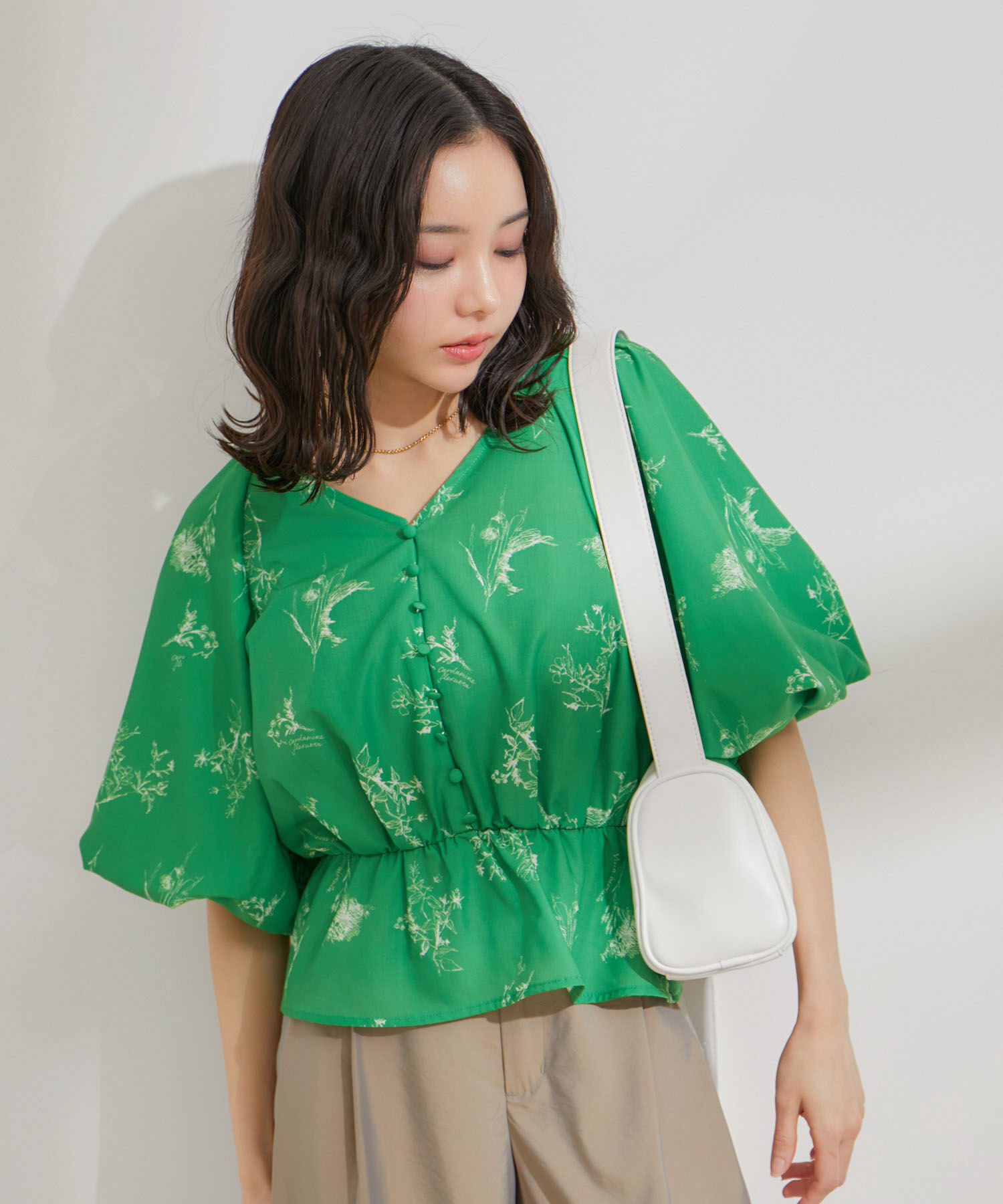 VIS「バルーンスリーブVネックブラウス」|シャツ・ブラウス|