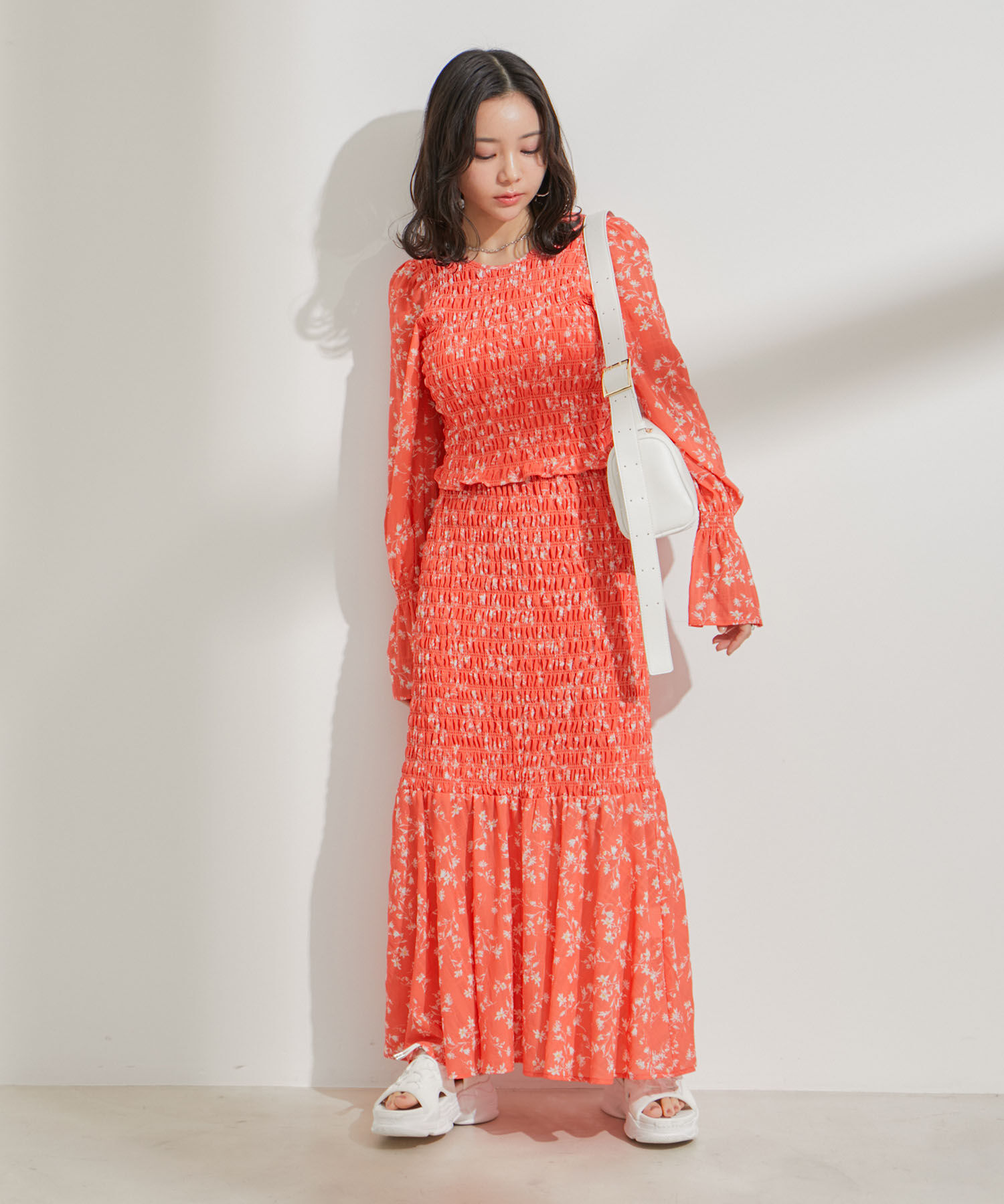 VIS「【セットアップ対応】花柄シャーリングロングスカート」|スカート|