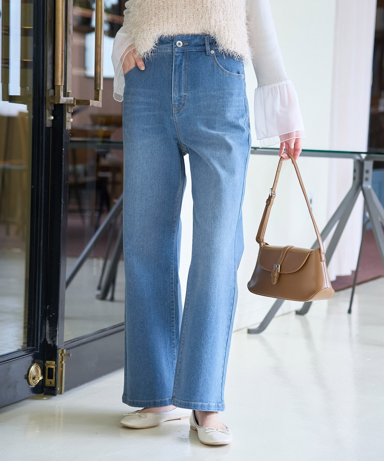 Rope&rsquo;Picnic「【ウエスト革命デニム】ウエストシェイプフレアデニムパンツ/新色追加」|デニム|