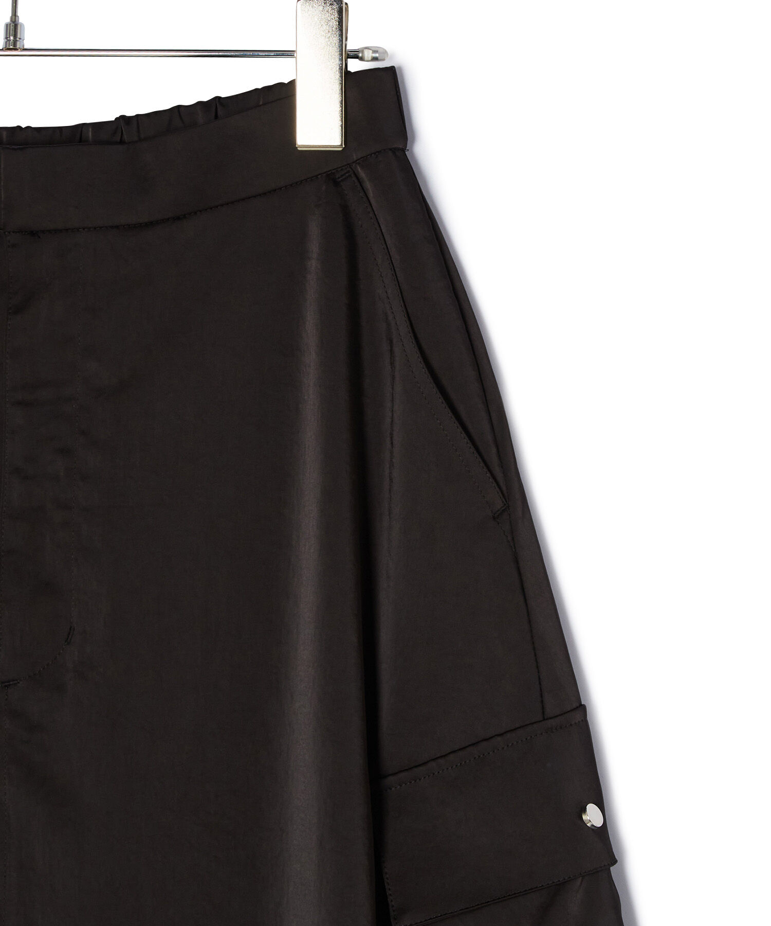 ADAM ET ROPE'「【サステナブル】サテンバルーンカーゴスカート」|スカート|