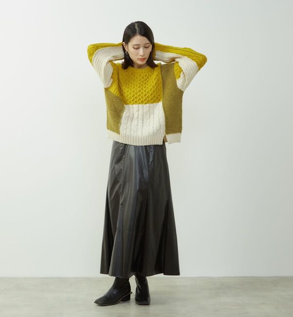 SOFFITTO「エナメルフェイクレザーパネルスカート」|スカート|