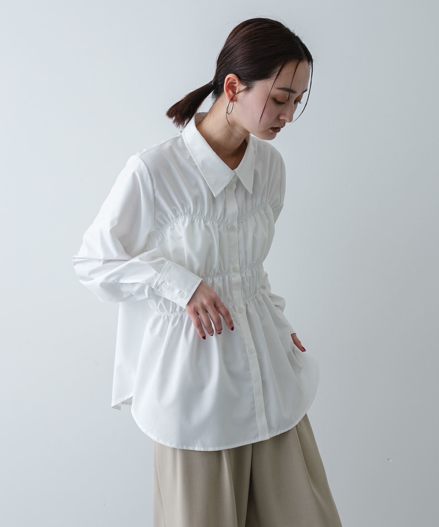 SENSE OF PLACE by URBAN RESEARCH「シャーリングデザインシャツ」|シャツ・ブラウス|