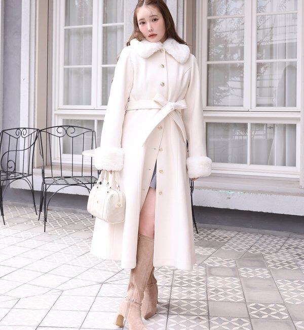  「【サイズ展開あり】襟/袖ファーマルチリボンロングコート」|その他|