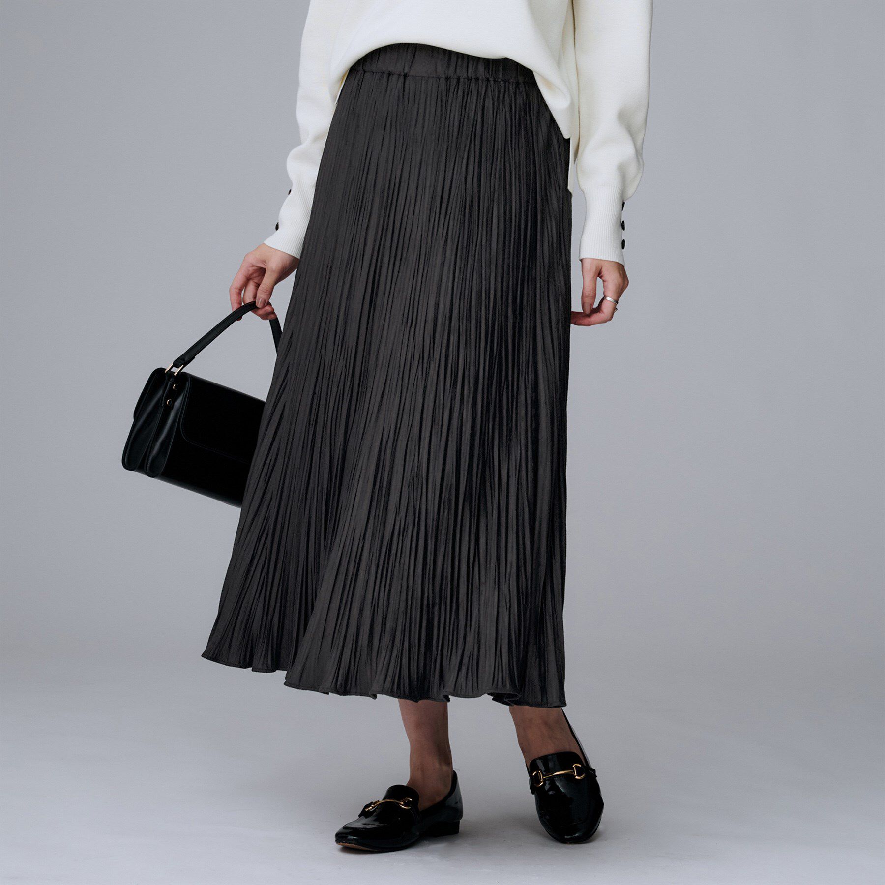 UNTITLED「【シワ知らず/ウエストゴム】スエード風プリーツスカート」|スカート|