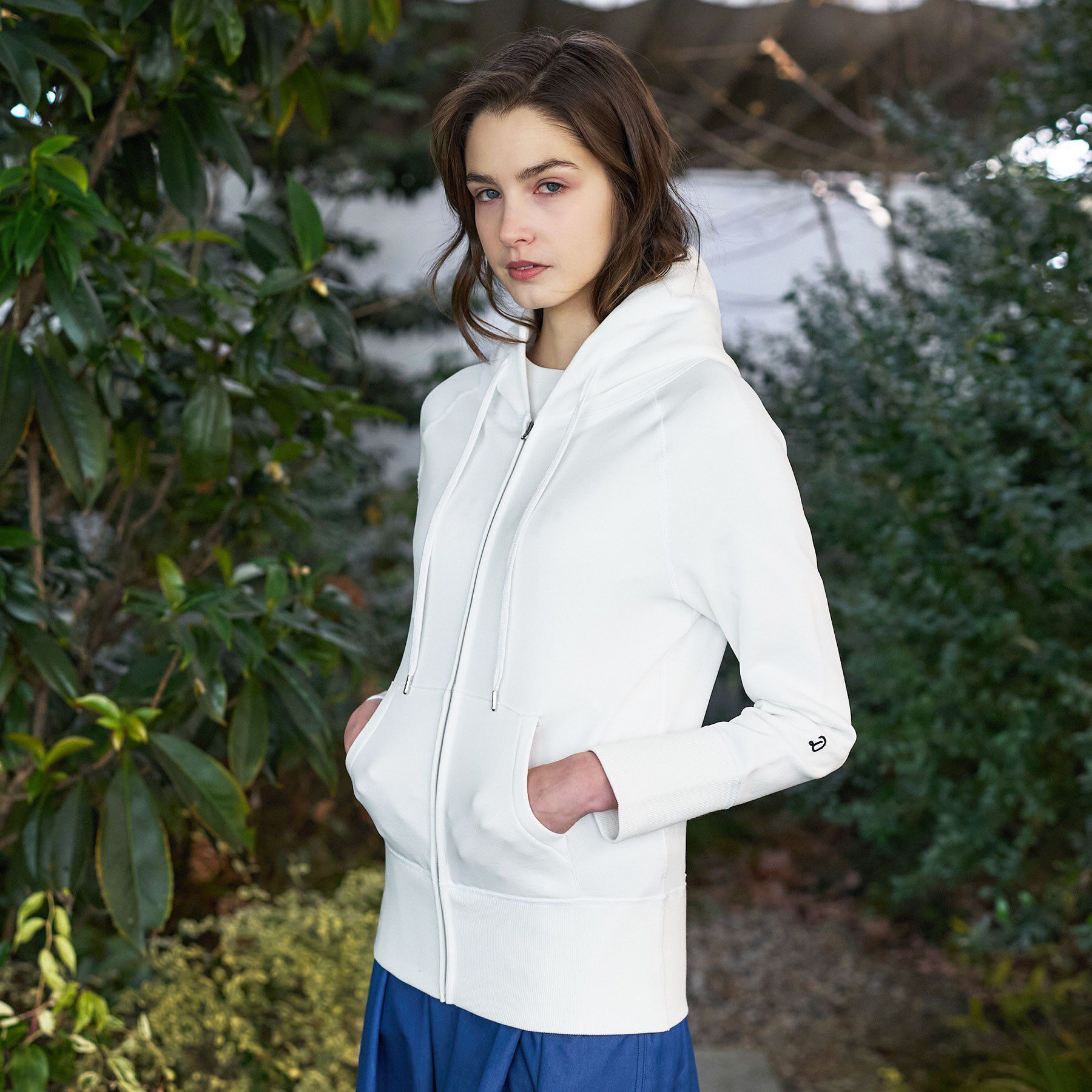 DRESSTERIOR「【春夏/寒暖差対応/ウォッシャブル】ライト裏毛フーディー」|パーカー|ホワイト(001)