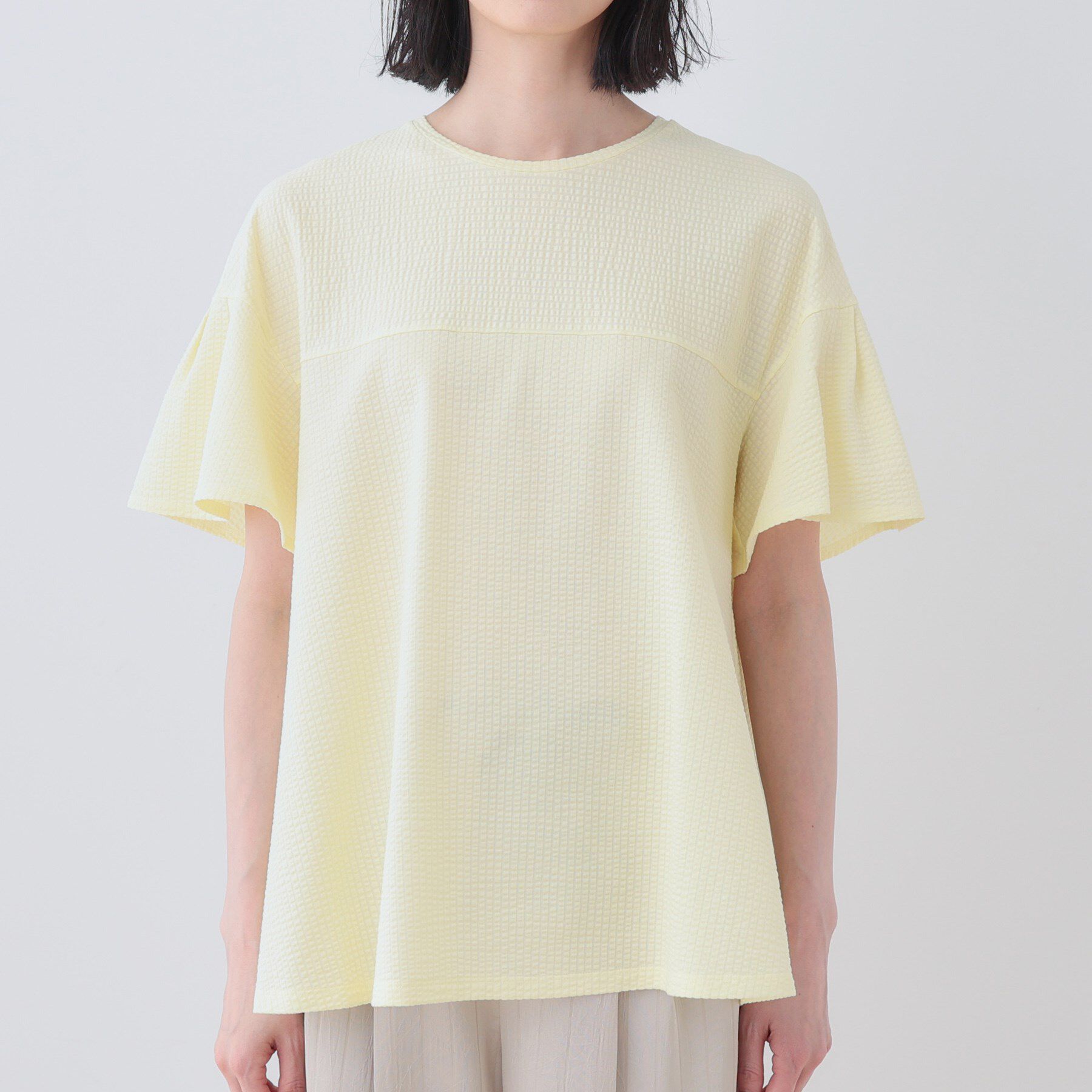 INDIVI「【洗える／体型カバー】凹凸素材フレアデザイントップス」|Tシャツ・カットソー|