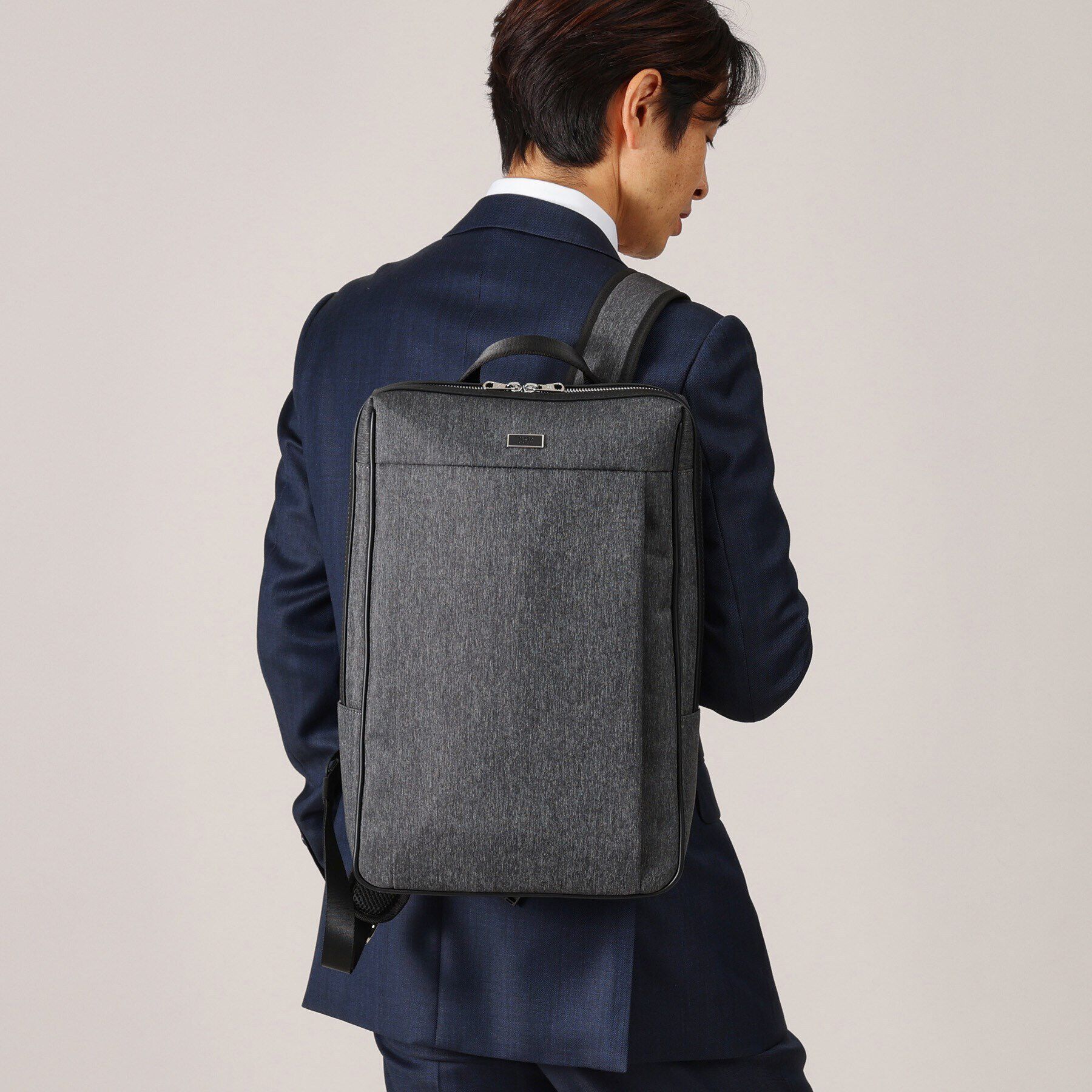 TAKEO KIKUCHI「ヘアラインスリム リュック」|リュック|