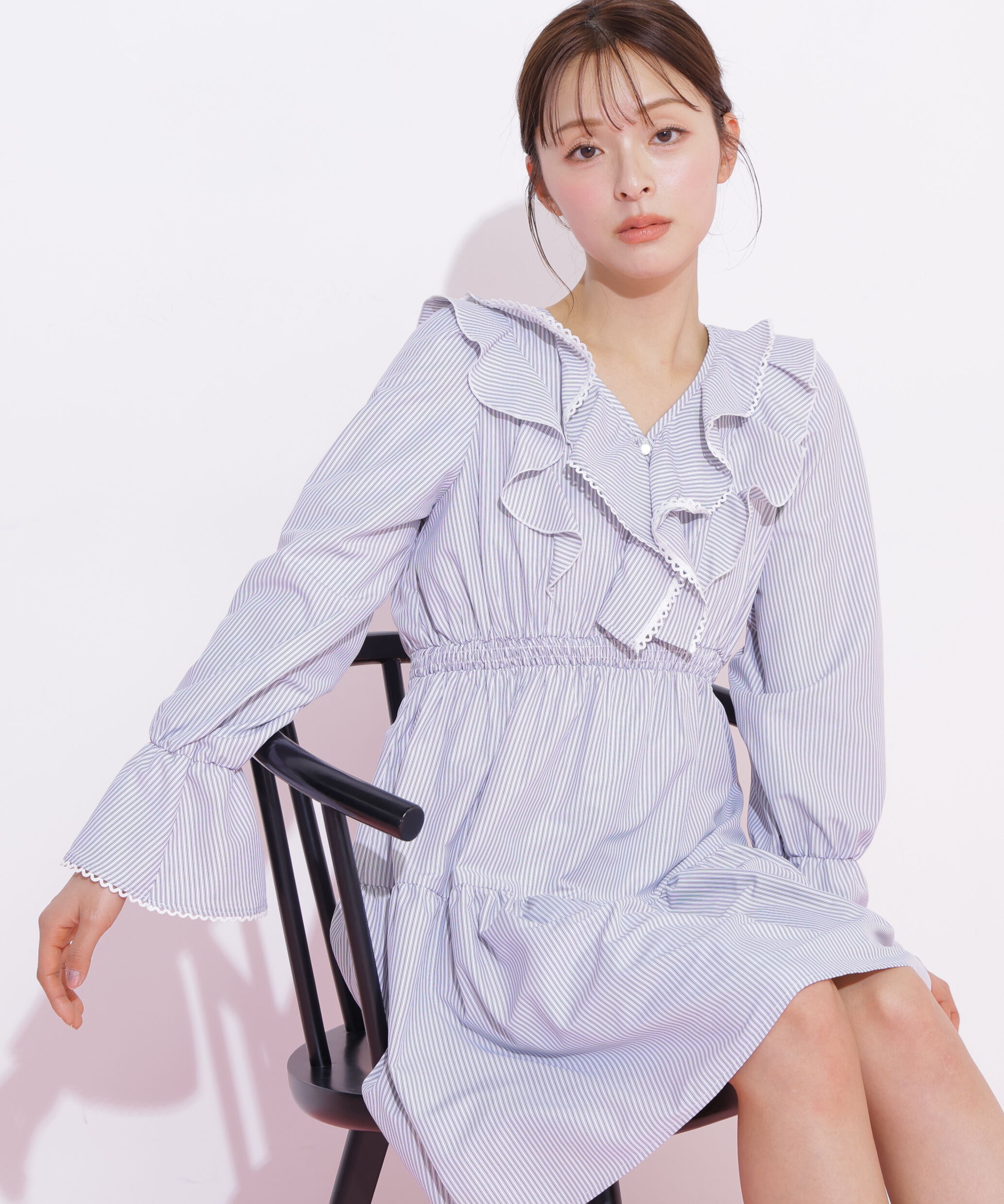  「ストライプレースミニワンピース」|ワンピース|グレー1