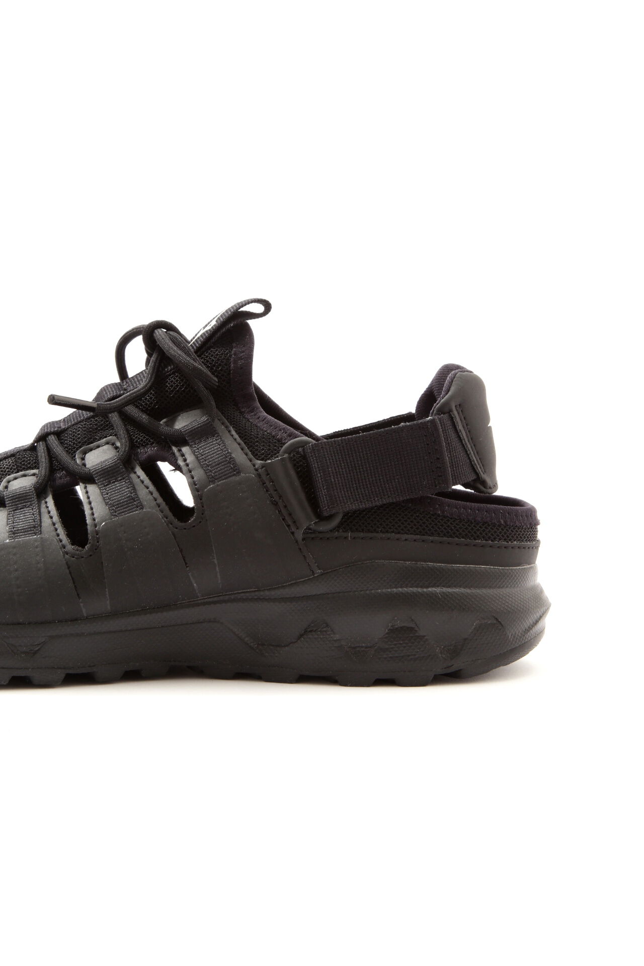 MARGARET HOWELL「MIZUNO HIKING SANDALS」|スニーカー|