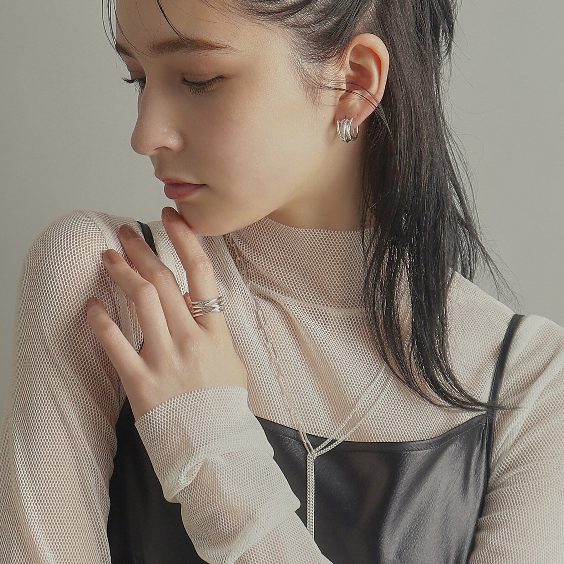 COCOSHNIK ONKITSCH「シルバー クロッシングラインリング」|リング|