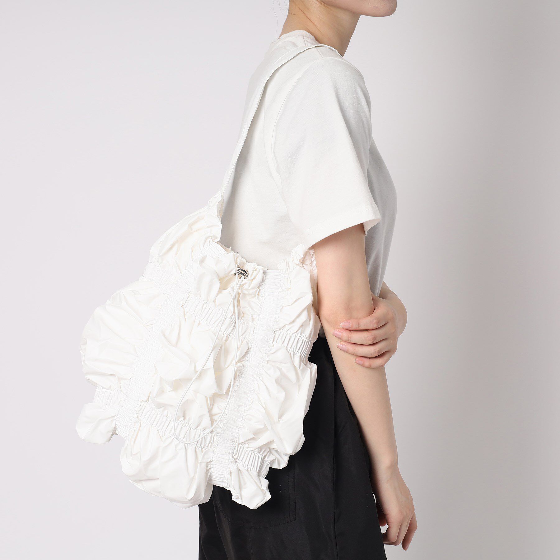 Ober Tashe「くしゅくしゅワンハンドルバッグ」|ハンドバッグ|