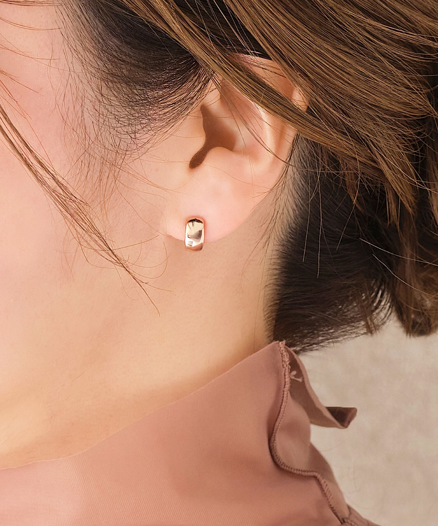 Phoebe「【痛くないシリーズ/金属アレルギー対応】モードミニマルフープライトフィットイヤリング　ローズゴールド」|イヤリング|