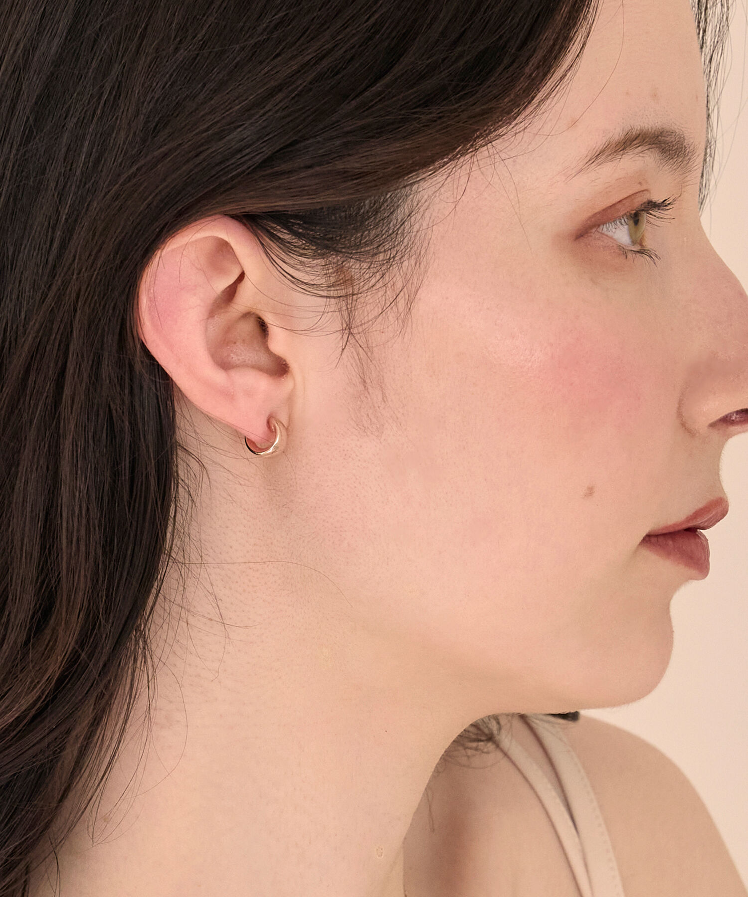 Phoebe「【金属アレルギー対応】ストレートラインセラミックポストピアス」|ピアス|