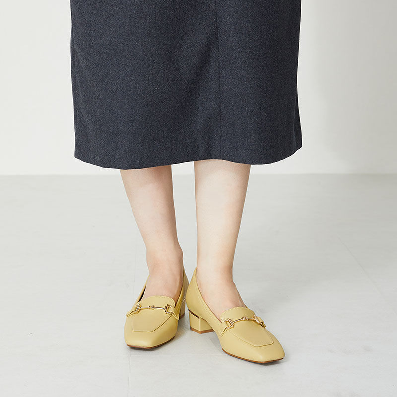 WA Oriental TRaffic「【定番】メタリックラインビットヒールローファー/32303 ローファー 人気 売れてる クッション」|パンプス|