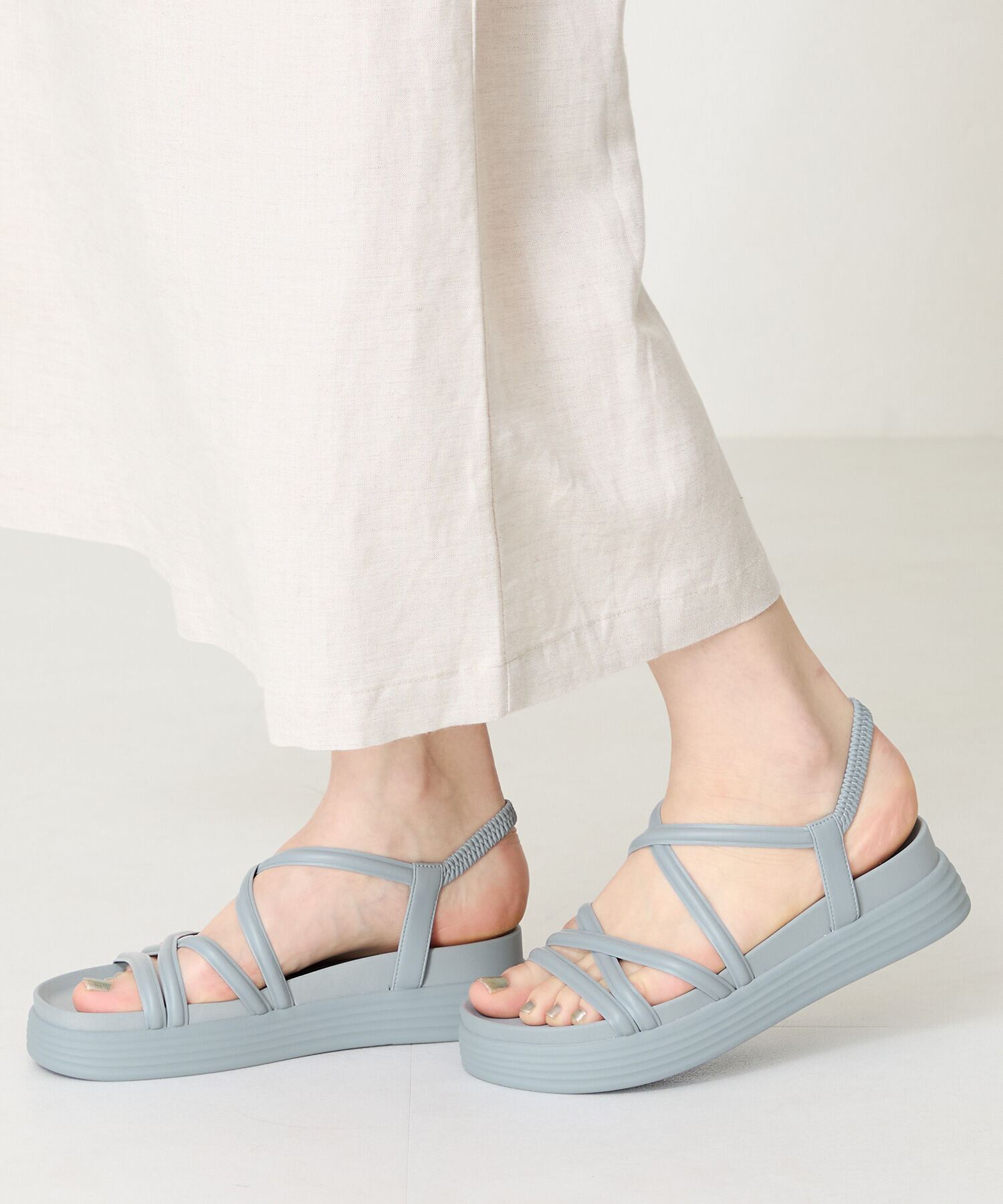 ORiental TRaffic「クロスストラップ軽量ソールサンダル/51218 柔らかい フィット 人気 トレンド」|サンダル|BLUE