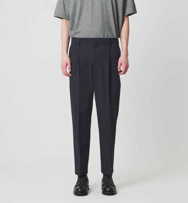 UNITED ARROWS「ウェザーコンフォート タフタ 1プリーツ キャロットパンツ 撥水 ストレッチ」|スラックス|