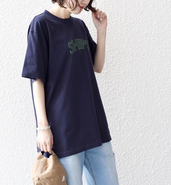 SHIPS for women「《一部追加予約》【WEB限定】 SHIPS ラウンド プリント ロゴ TEE」|Tシャツ・カットソー|