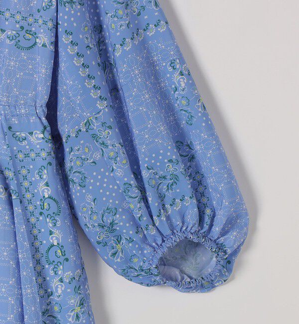 quaranciel「quaranciel:〈洗濯機可能〉フラワー スカーフ プリント Vネック フレア ワンピース」|ワンピース|