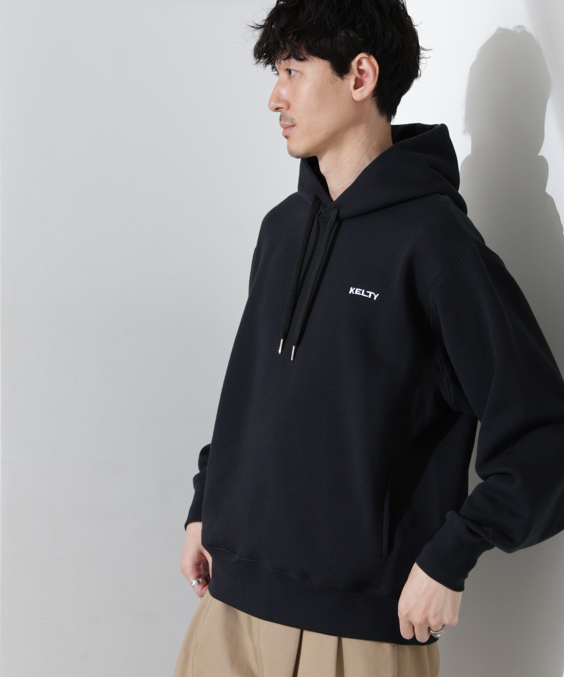 nano･universe「「KELTY&times;NANO universe」ミニロゴスウェットパーカー」|Tシャツ・カットソー|