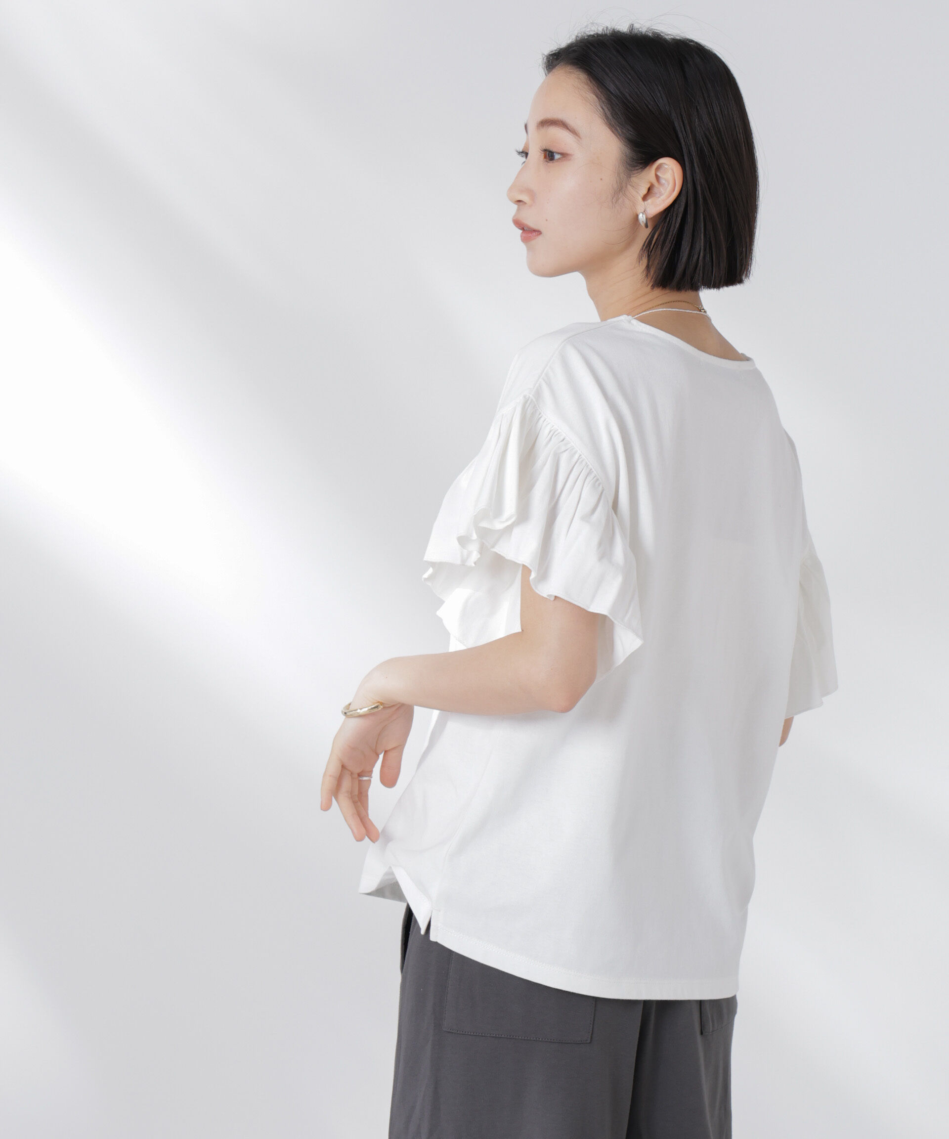 nano･universe「STORATECH 機能素材フレアデザインスリーブトップス」|Tシャツ・カットソー|