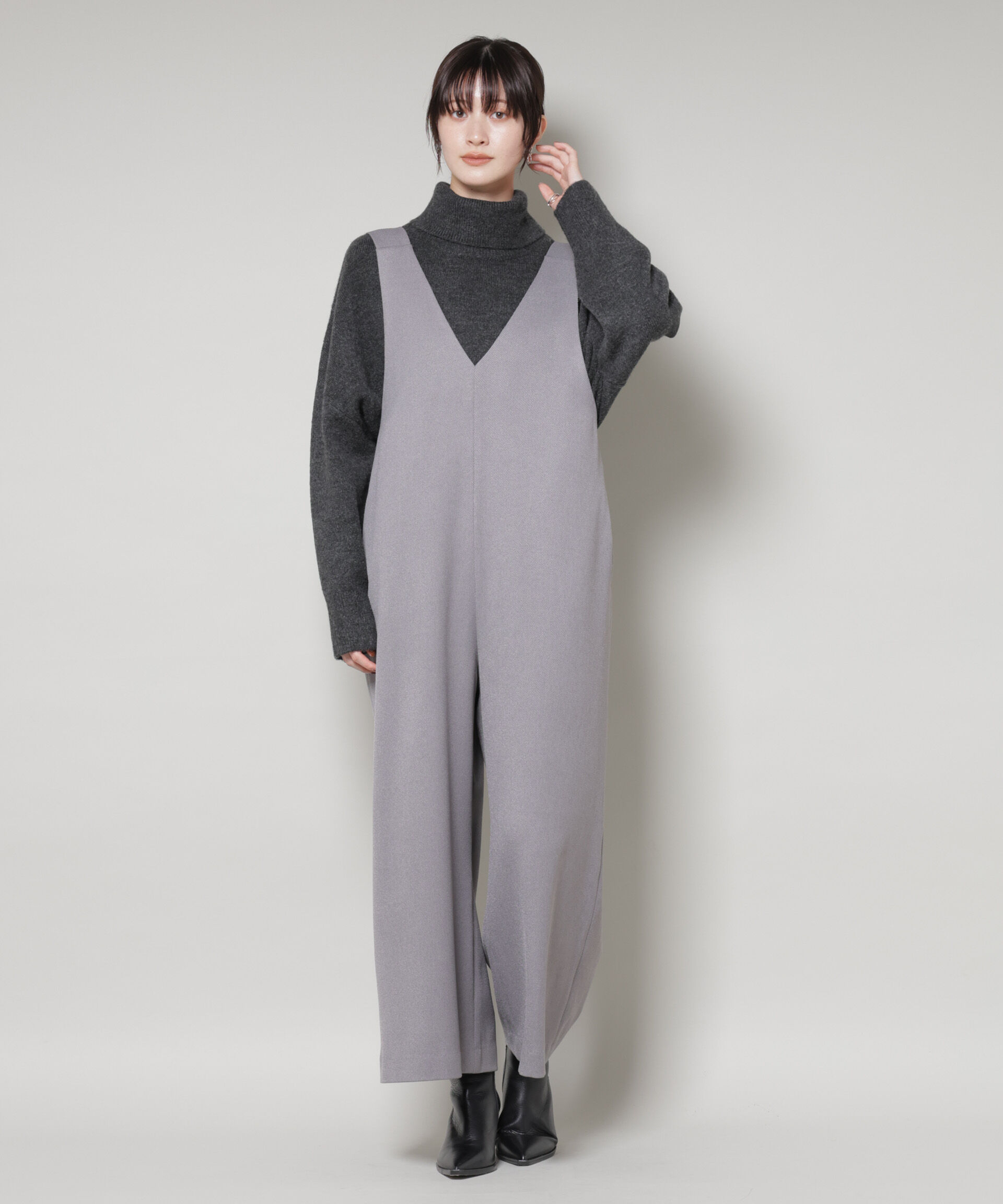 nano･universe「Vネックオールインワン」|ワンピース|グレー