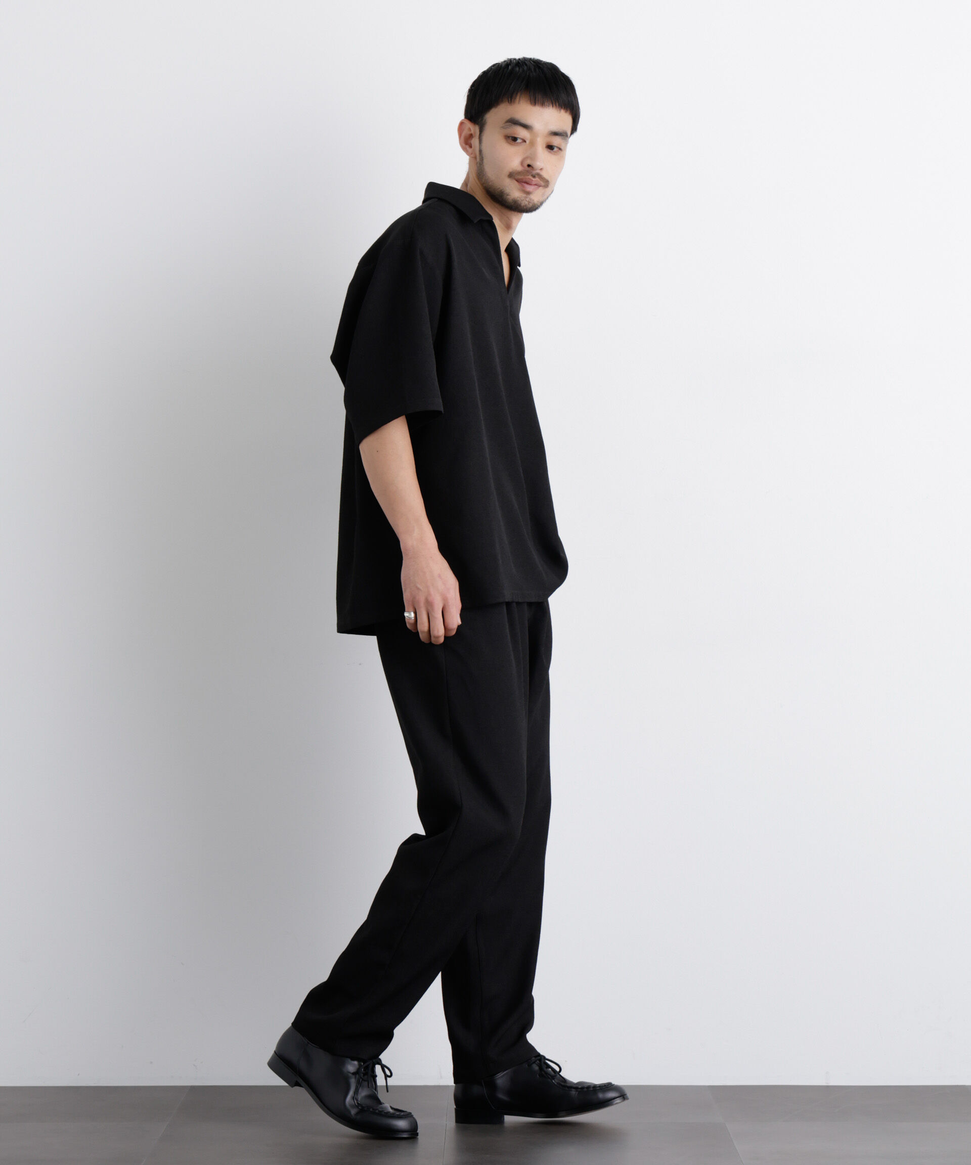 nano･universe「｢Meaningful Continuity｣coveross(R) EOS ﾎﾟﾘｴｽﾃﾙﾌﾞｯﾁｬｰﾘﾗｯｸｽﾜ」|チノ|