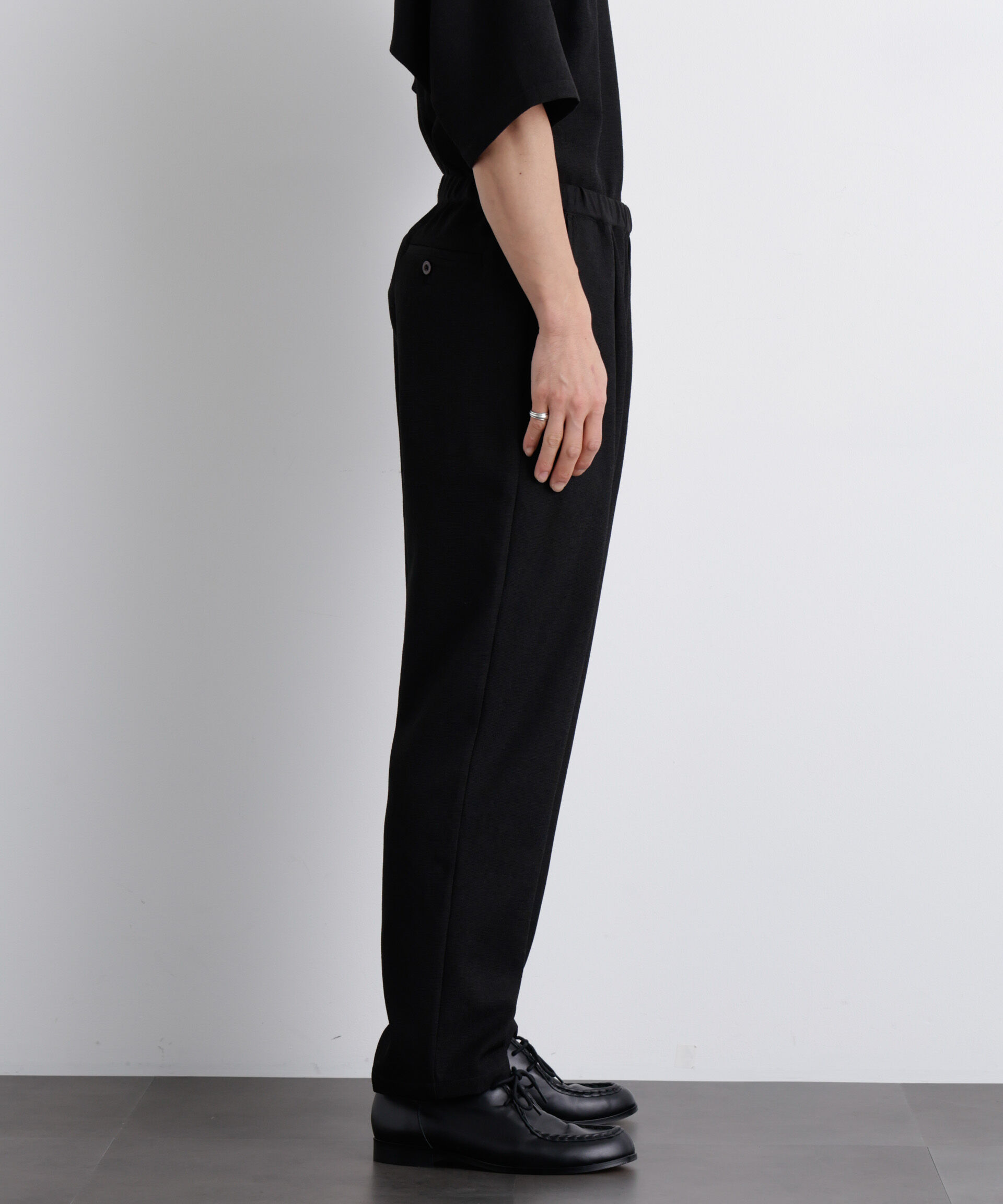 nano･universe「｢Meaningful Continuity｣coveross(R) EOS ﾎﾟﾘｴｽﾃﾙﾌﾞｯﾁｬｰﾘﾗｯｸｽﾜ」|チノ|