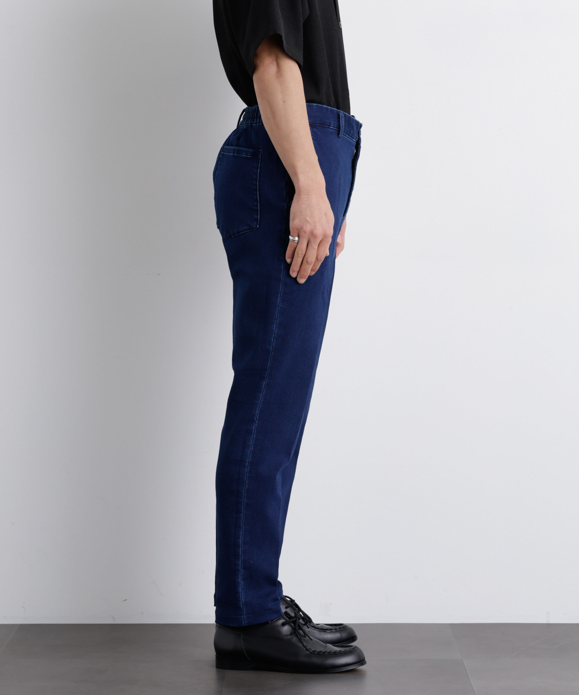 nano･universe「｢Meaningful Continuity｣ ストレッチデニムトラウザーズ」|チノ|