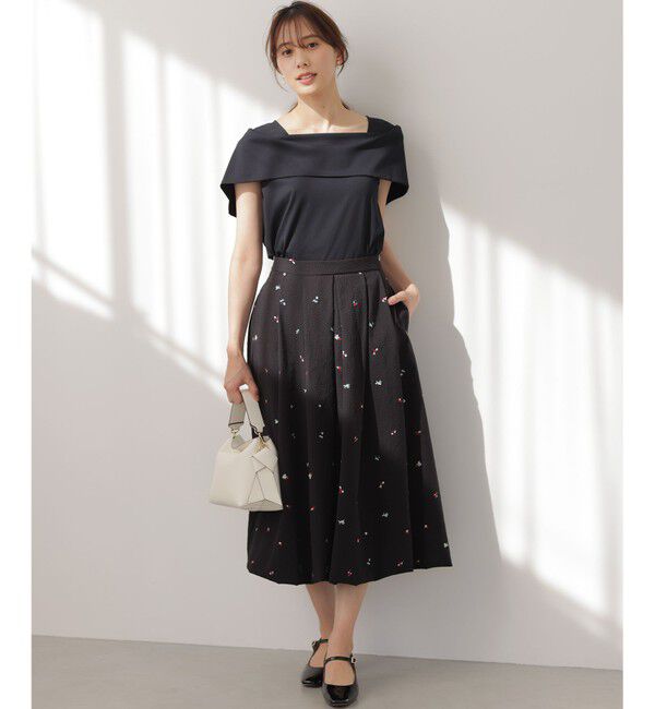 組曲「【WEB限定】ミニフラワーエンブロイダリー スカート」|スカート|