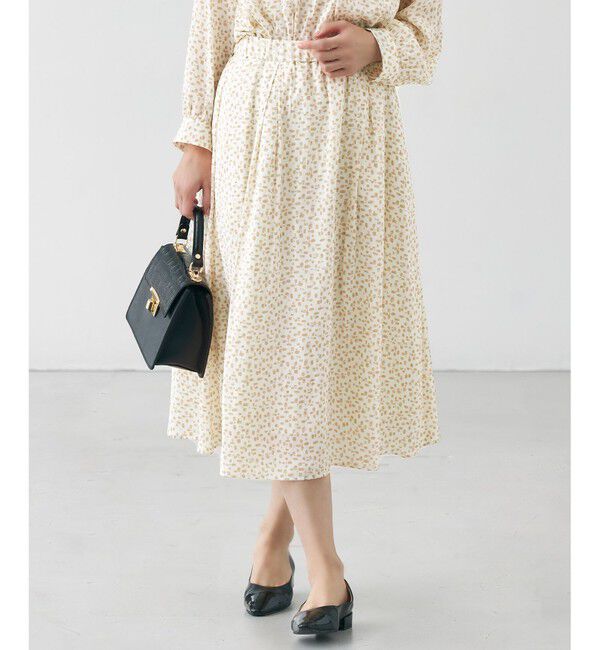 自由区「【カタログ掲載・セットアップ対応・洗える】ジオメトリックフラワードットプリント スカート」|スカート|ベージュ系