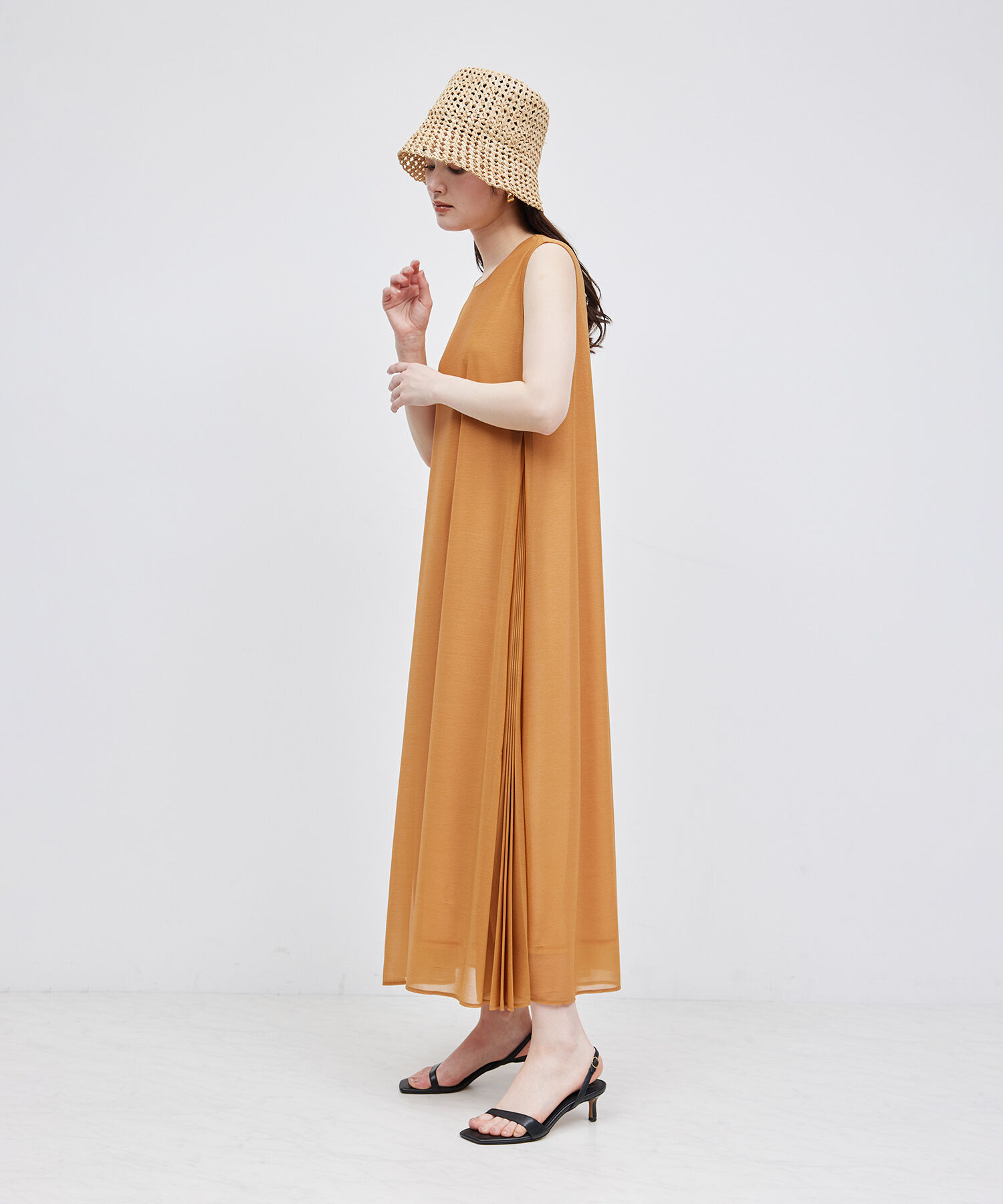 ROPE「透かし編みラフィアバケットハット」|ハット|