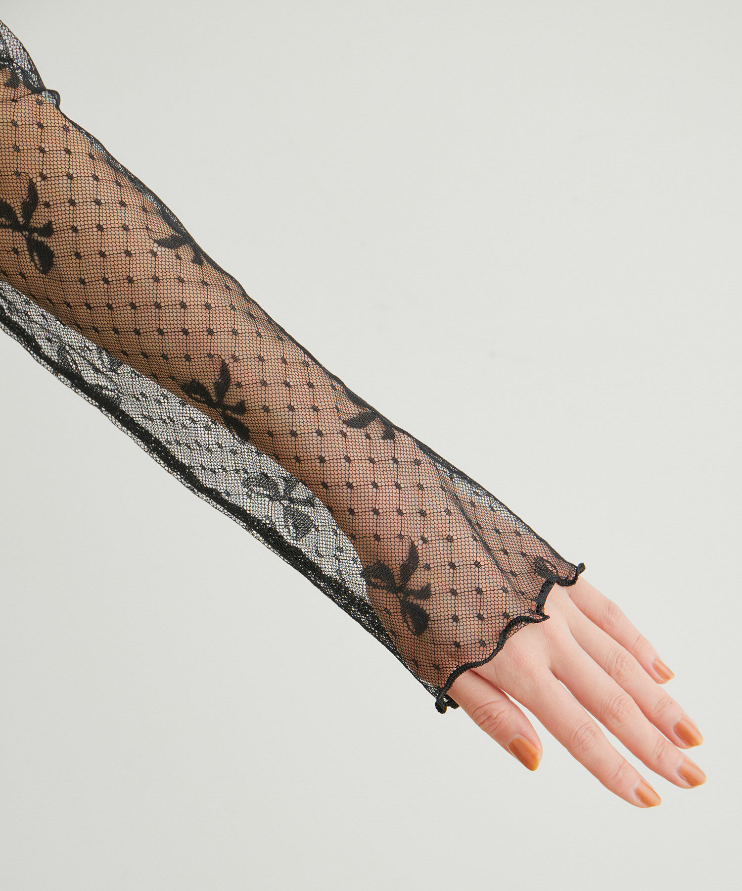 VIS「【WEB/一部店舗限定】リボンモチーフチュールプルオーバー」|Tシャツ・カットソー|