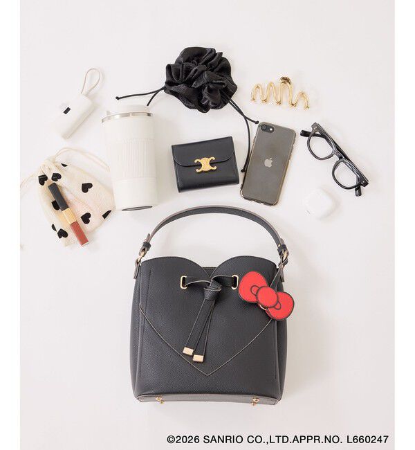 VIS「【HELLO KITTY&times;VIS】ハートカットバッグ」|ショルダー・メッセンジャー|
