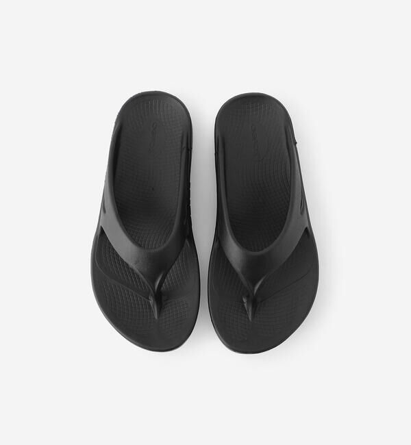  「OOFOS | OOriginal Black MEN」|サンダル|